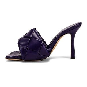 Bottega Veneta Lido Intrecciato Leather Mule